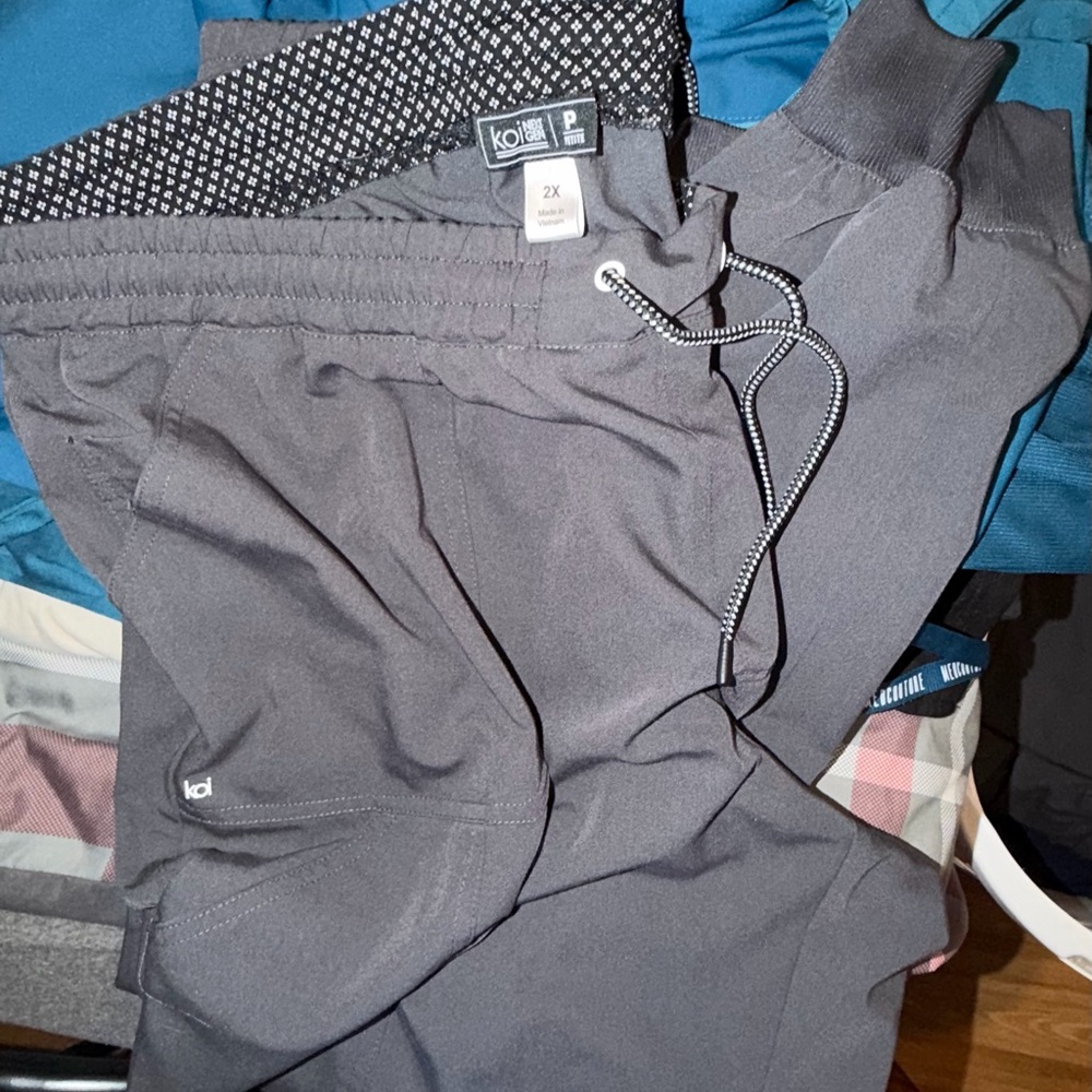 Koi Charcoal scrub Joggers